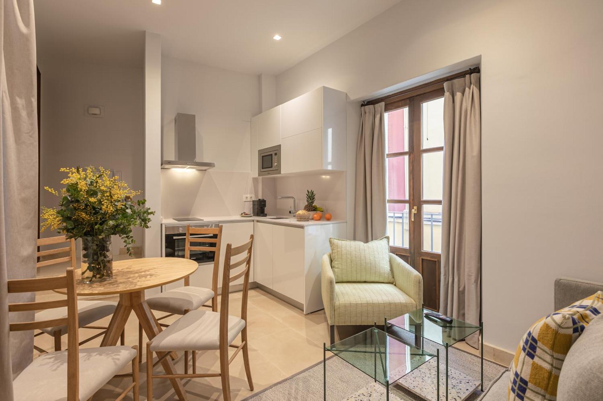 Angeles 6- Giralda Luxury By Valcambre Lägenhet Sevilla Rum bild